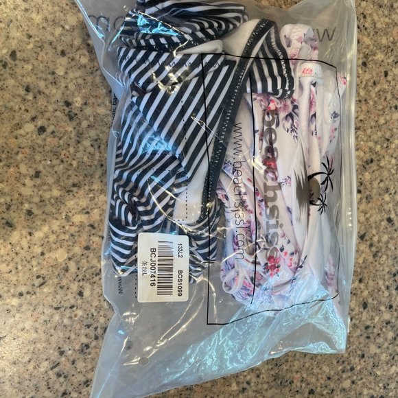 Beachassissi bikini, size large, striped, white - Picture 3 of 5